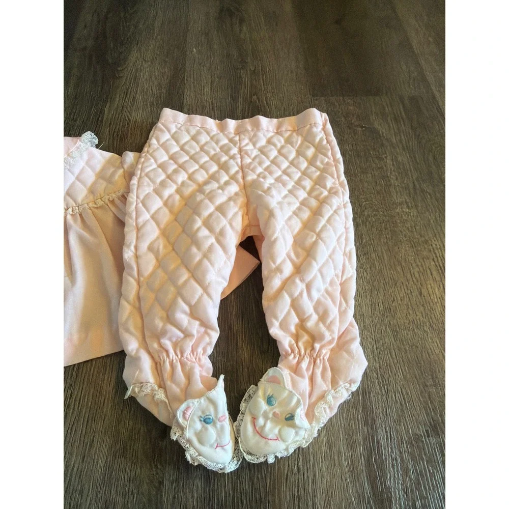 Vintage Nannette Baby Girls Pink Quilted 2 Piece Set Bear Embroidery Lace Trim M